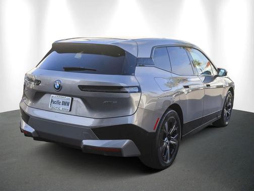 2024 BMW iX xDrive50