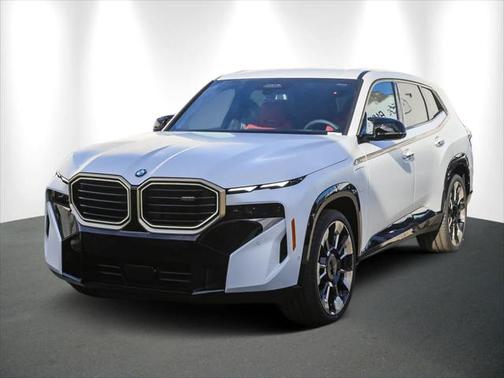 2025 BMW XM