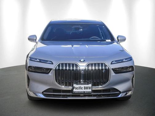 2025 BMW i7 xDrive60