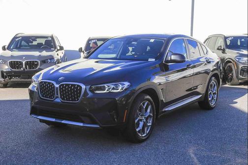 2025 BMW X4 xDrive30i