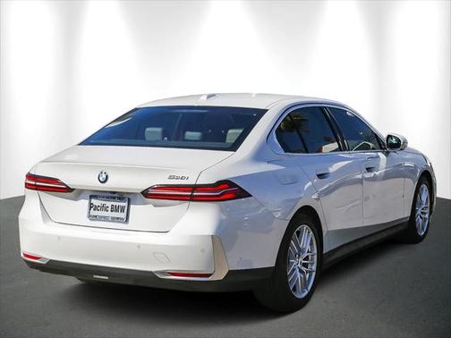 2024 BMW 530 i
