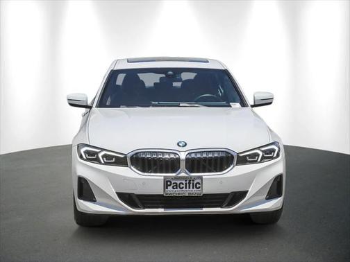 2023 BMW 330 330i