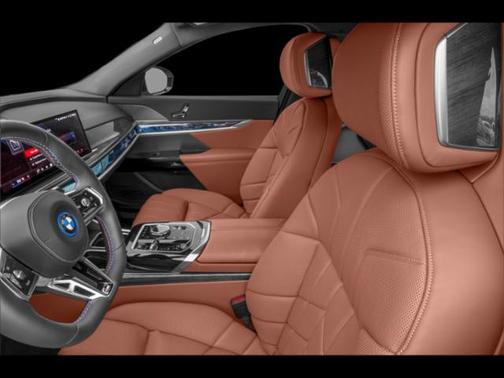 2025 BMW i7 M70