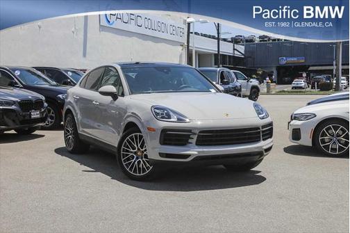 2022 Porsche Cayenne Base (Tiptronic)