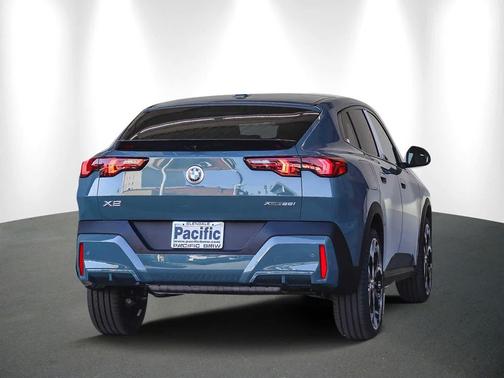 2025 BMW X2 xDrive28i