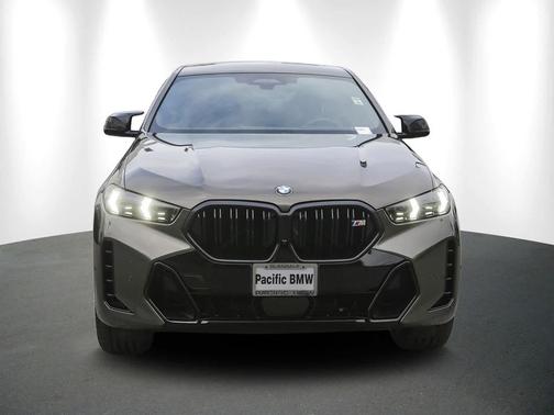 2025 BMW X6 M60i