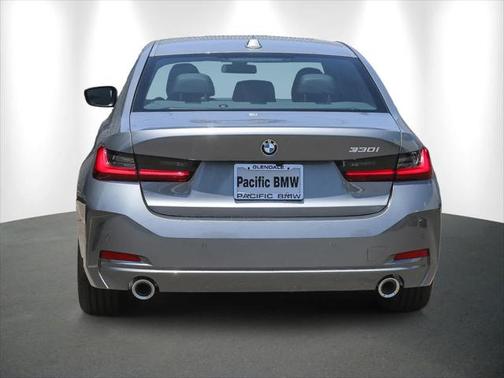 2025 BMW 330 i