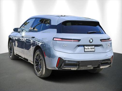 2026 BMW iX xDrive60
