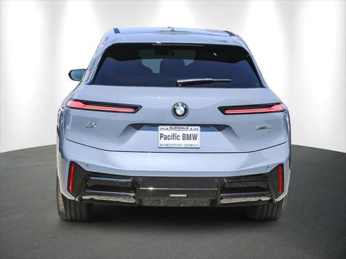 2026 BMW iX xDrive60