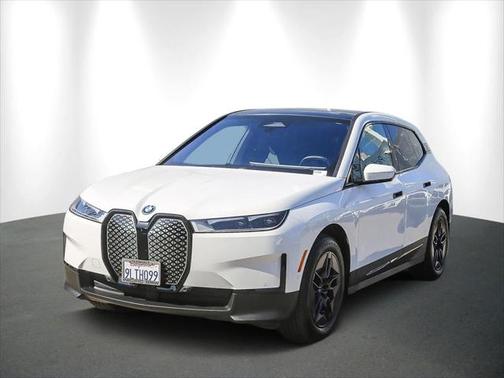 2025 BMW iX xDrive50