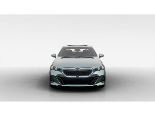 2026 BMW 530 530i