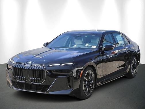 2025 BMW 750e i xDrive