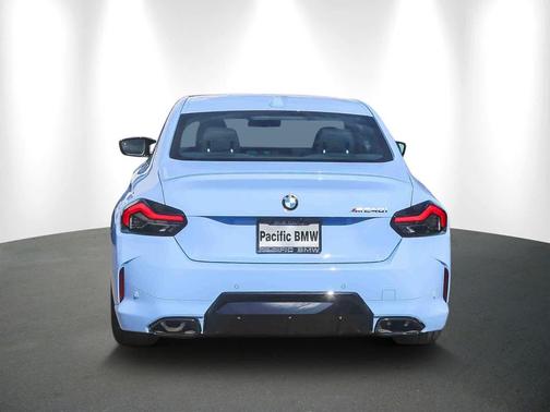 2026 BMW M240 i