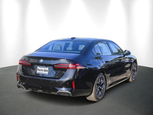2026 BMW 530 i