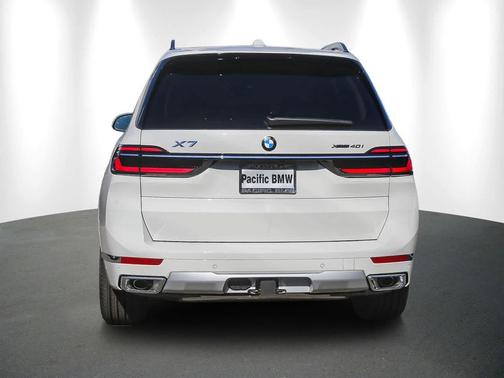 2026 BMW X7 xDrive40i