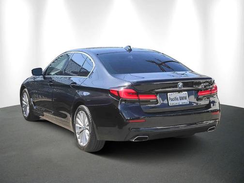 2023 BMW 530 i