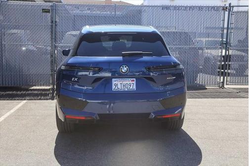 2025 BMW iX xDrive50