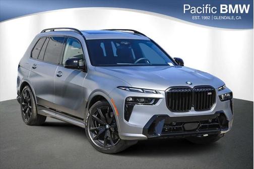 2025 BMW X7 M60i