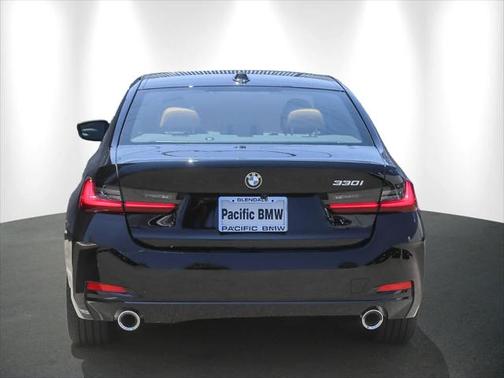 2025 BMW 330 i