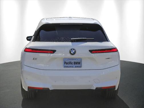 2026 BMW iX xDrive45