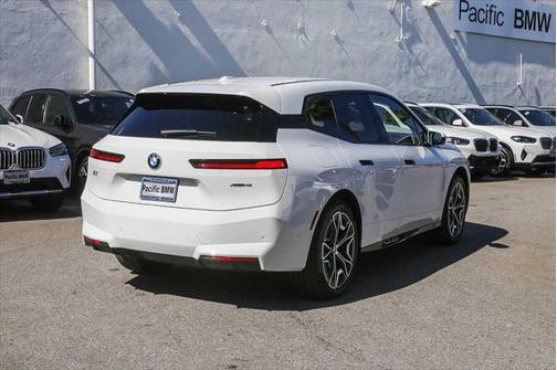 2026 BMW iX xDrive45