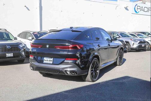2026 BMW X6 xDrive40i