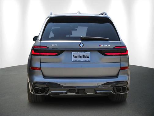 2026 BMW X7 M60i