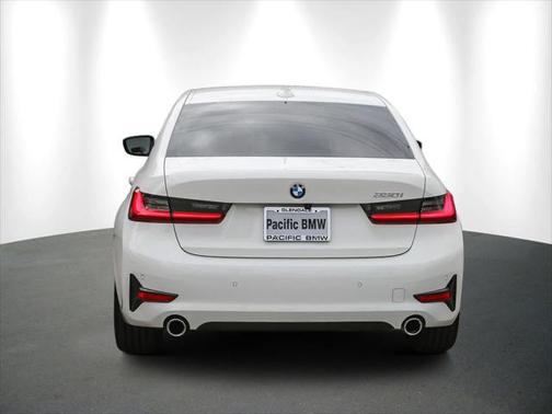 2022 BMW 330 330i
