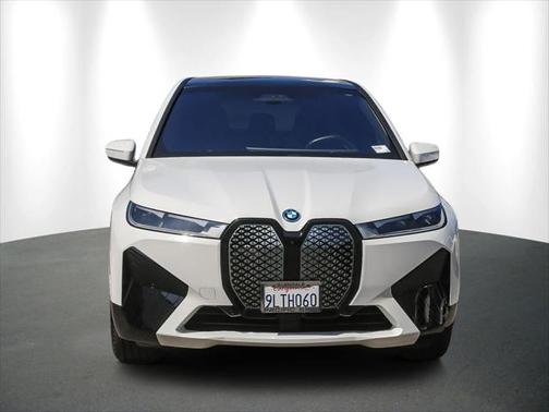 2025 BMW iX xDrive50