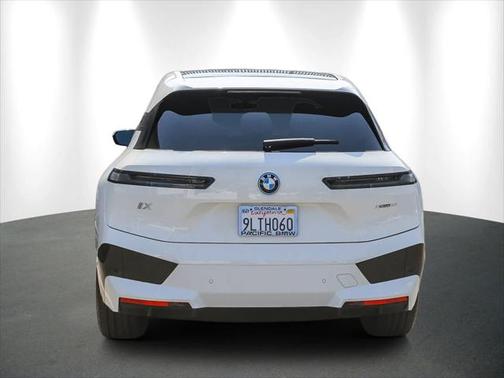 2025 BMW iX xDrive50