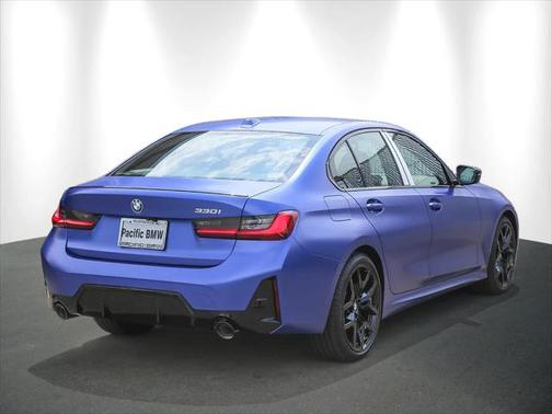 2025 BMW 330 i