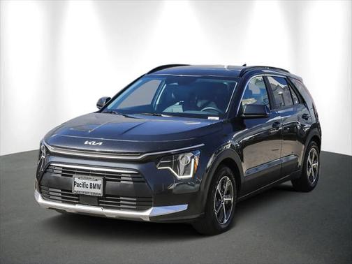 2023 Kia Niro EX