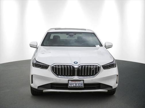 2025 BMW i5 eDrive40