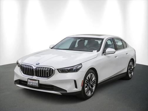 2025 BMW i5 eDrive40