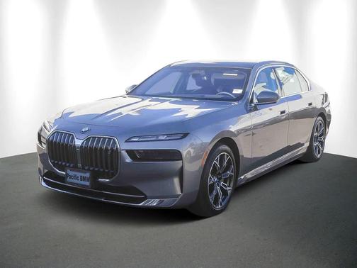 2025 BMW i7 xDrive60