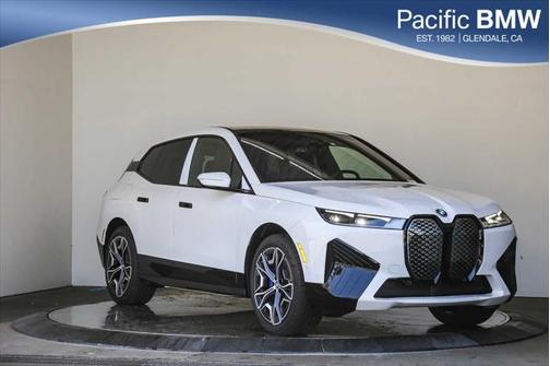 2025 BMW iX xDrive50