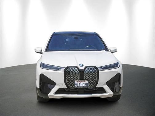 2025 BMW iX xDrive50