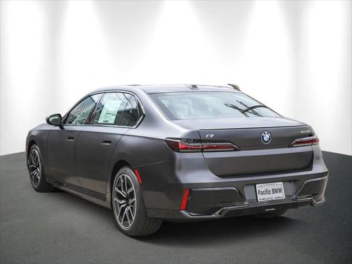 2025 BMW i7 eDrive50