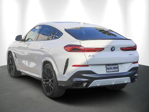 2026 BMW X6 xDrive40i