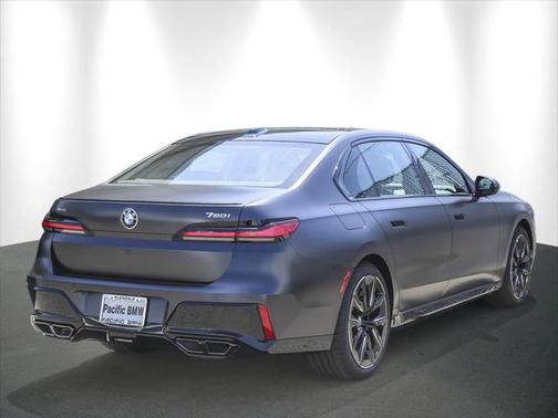 2025 BMW 760 i xDrive