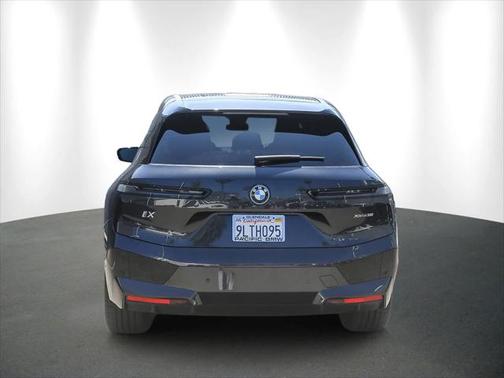 2025 BMW iX xDrive50