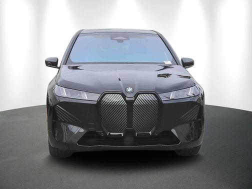 2026 BMW iX xDrive60