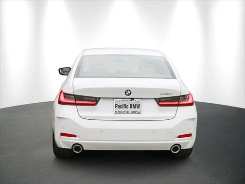 2024 BMW 330 i
