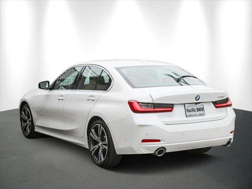 2024 BMW 330 i