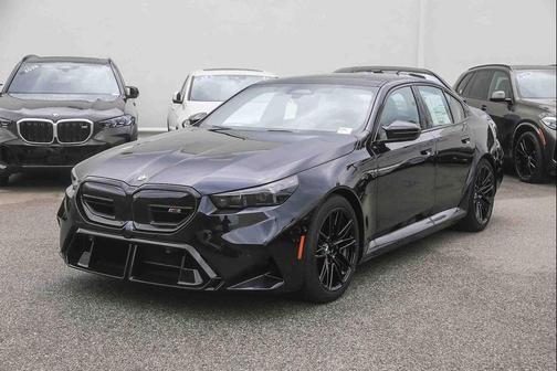 2026 BMW M5 Base