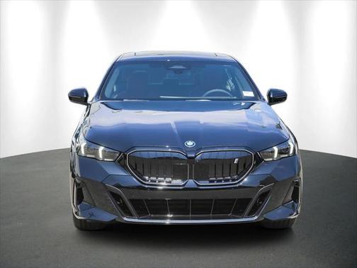 2025 BMW i5 eDrive40