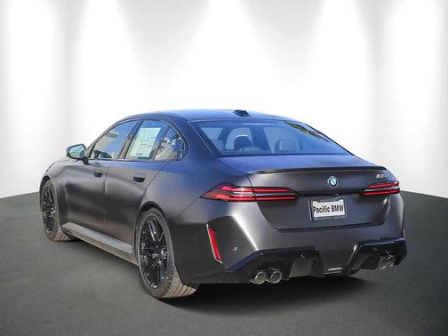 2026 BMW M5 Base