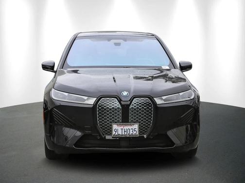 2025 BMW iX xDrive50