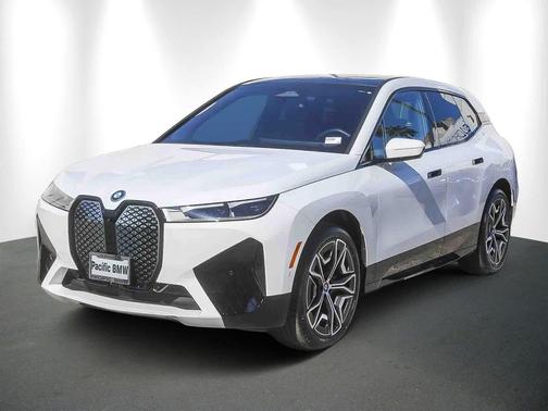 2025 BMW iX xDrive50