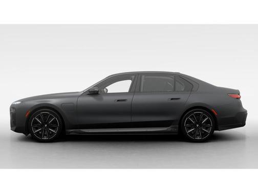 2025 BMW 750e i xDrive